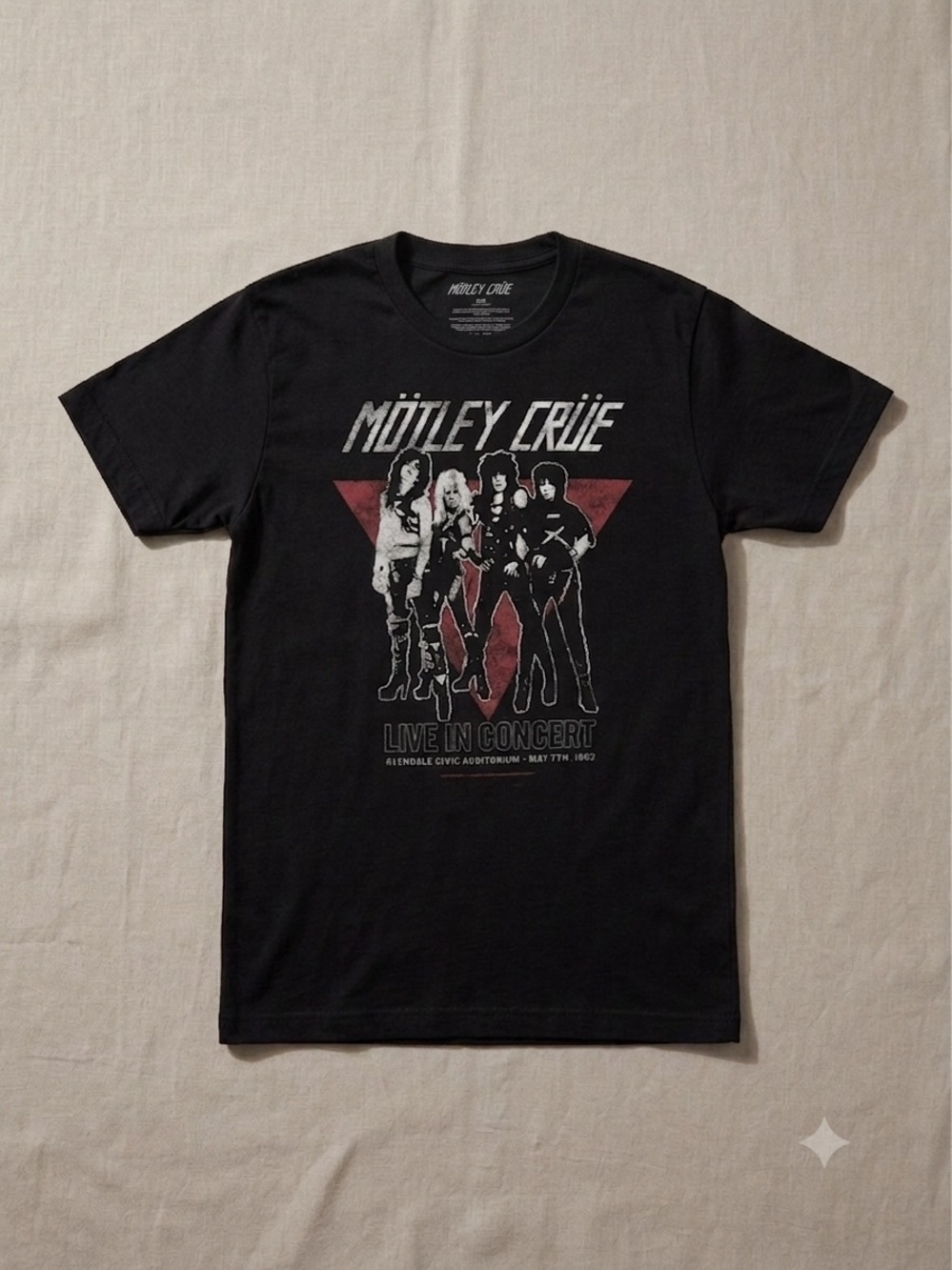 Mötley Crüe Graphic Tee Live In Concert 1982 Glendale Civic Auditorium Small